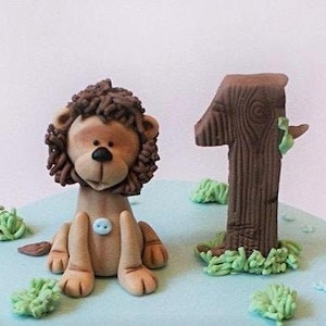 Lion 4” Cake Topper, Jungie fondant cake topper, Safari edible birthday first 2 3 4 party king decoration figure crown safari animals