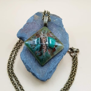 Orgonite pendant Malachite carnelian positive energy