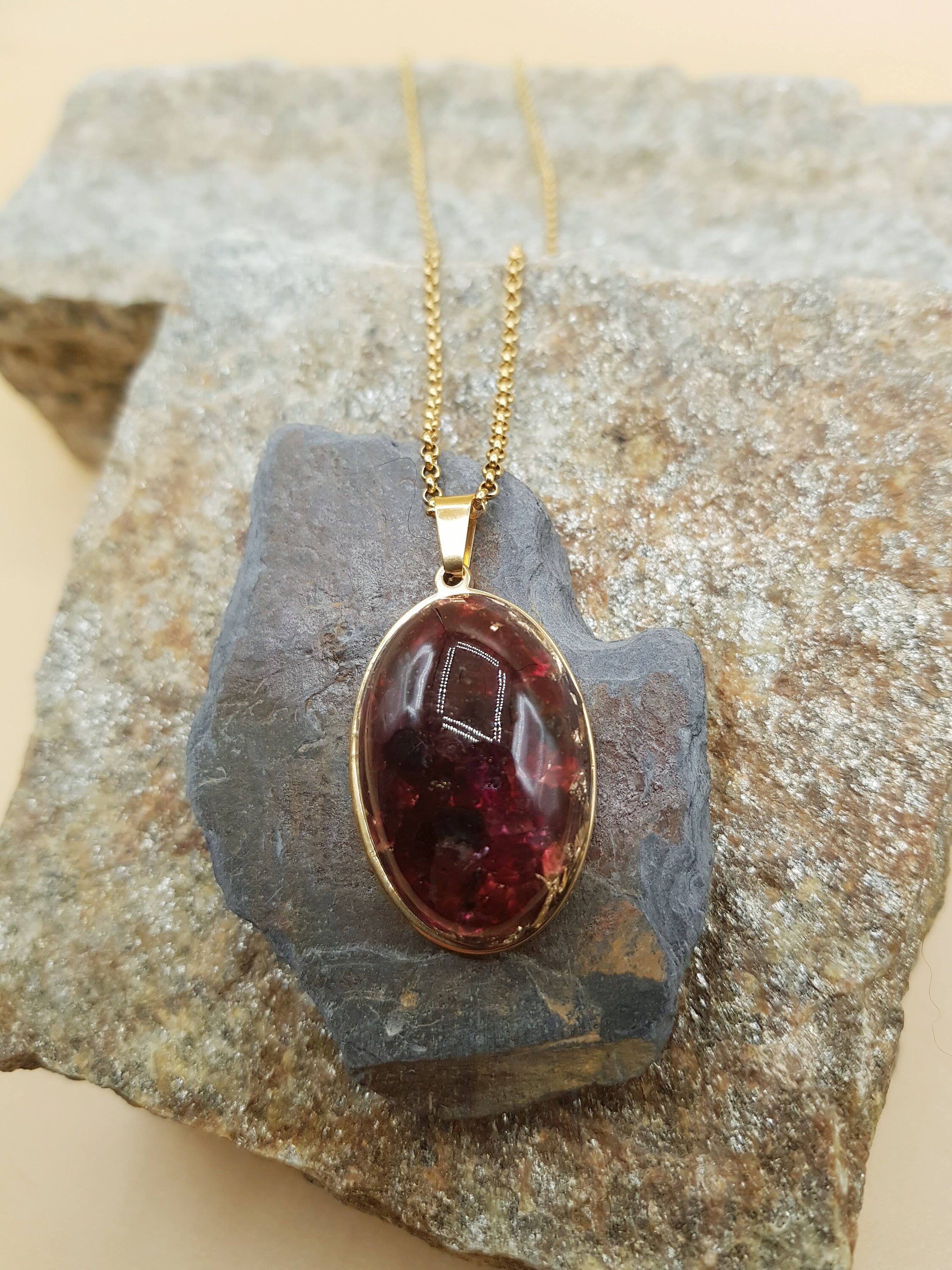 Orgonite Orgone Pendentif Grenat Force