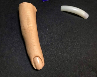 Finger prop for nail art, training