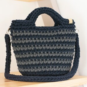 Crochet Bag Everyday bag Bags and Purses Pyramid Bag Tote Graphite BILIBAG Shopper Bag