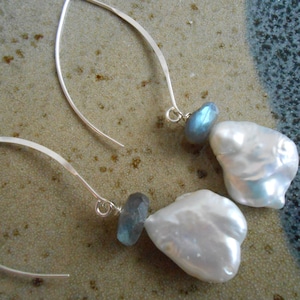 Large baroque pearl,flashy labradorite long drop earrings-June birthstone-Organic Baroque pearl dangle earrings-Silver fish hook earrings