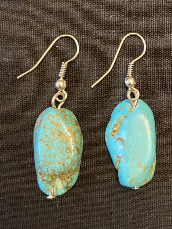 Chunky Red Amber Nuggets Blue Turquoise Gemstone Beads Dangle Earrings Chunky Red Amber Nuggets Blue Turquoise Gemstone Beads Dangle Earrings
