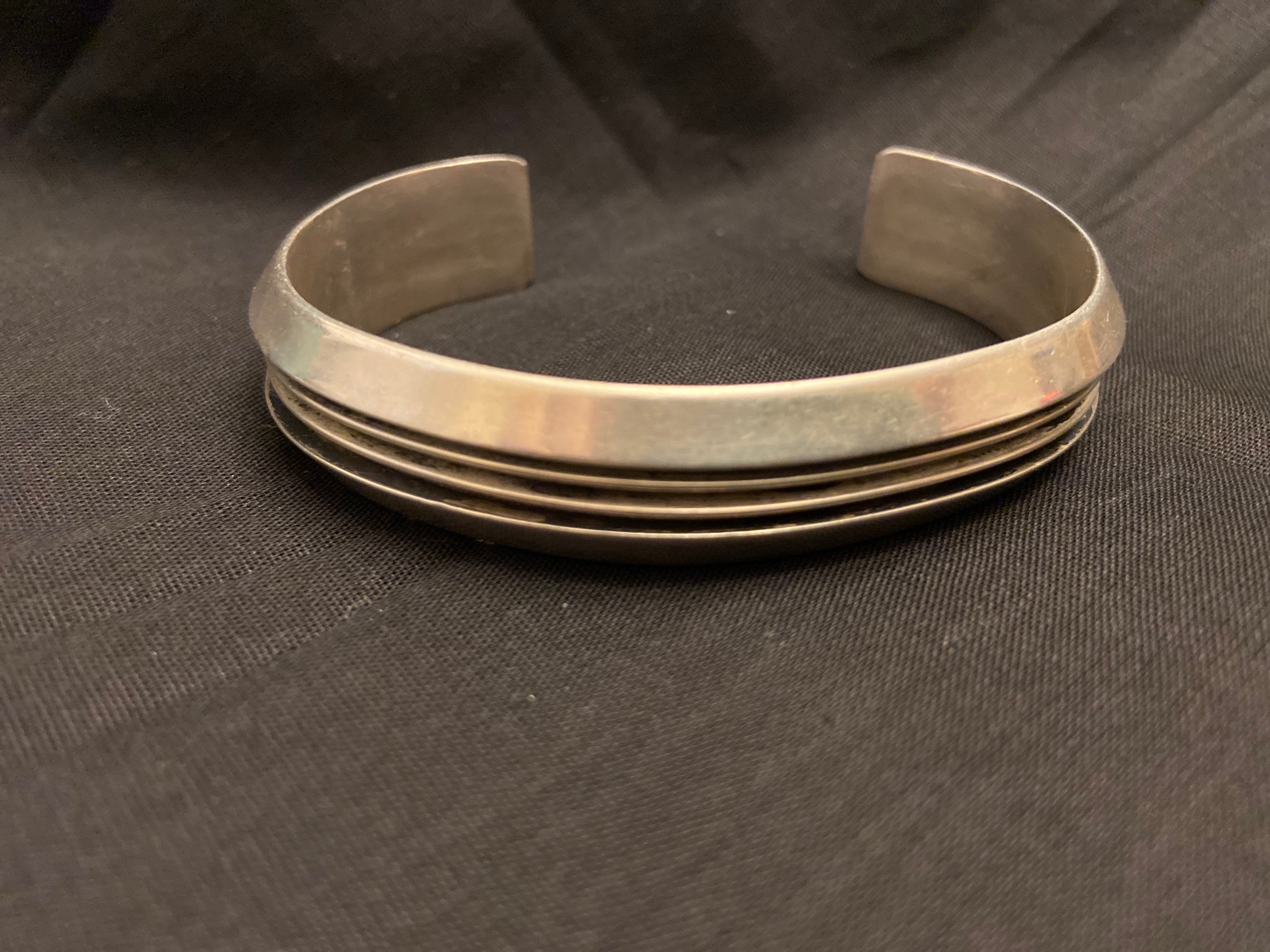 Navajo Silversmith Tom Hawk Sterling Silver Cuff Bracelet - Etsy