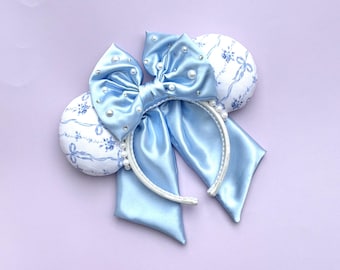 Dainty Blue Bow Minnie Ears