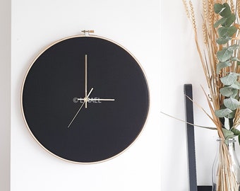 12.6in/32cm - Leather wall clock - Black. L size - Minimalist. Scandinavian. Home gift. Unique decor. Nordic modern design. Home decor
