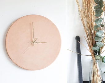 12in/30cm - Leather wall clock - Natural vegtan. L size. Minimalist. Unique design. Home gift. Wall decor. Modern clock. Minimalist clock