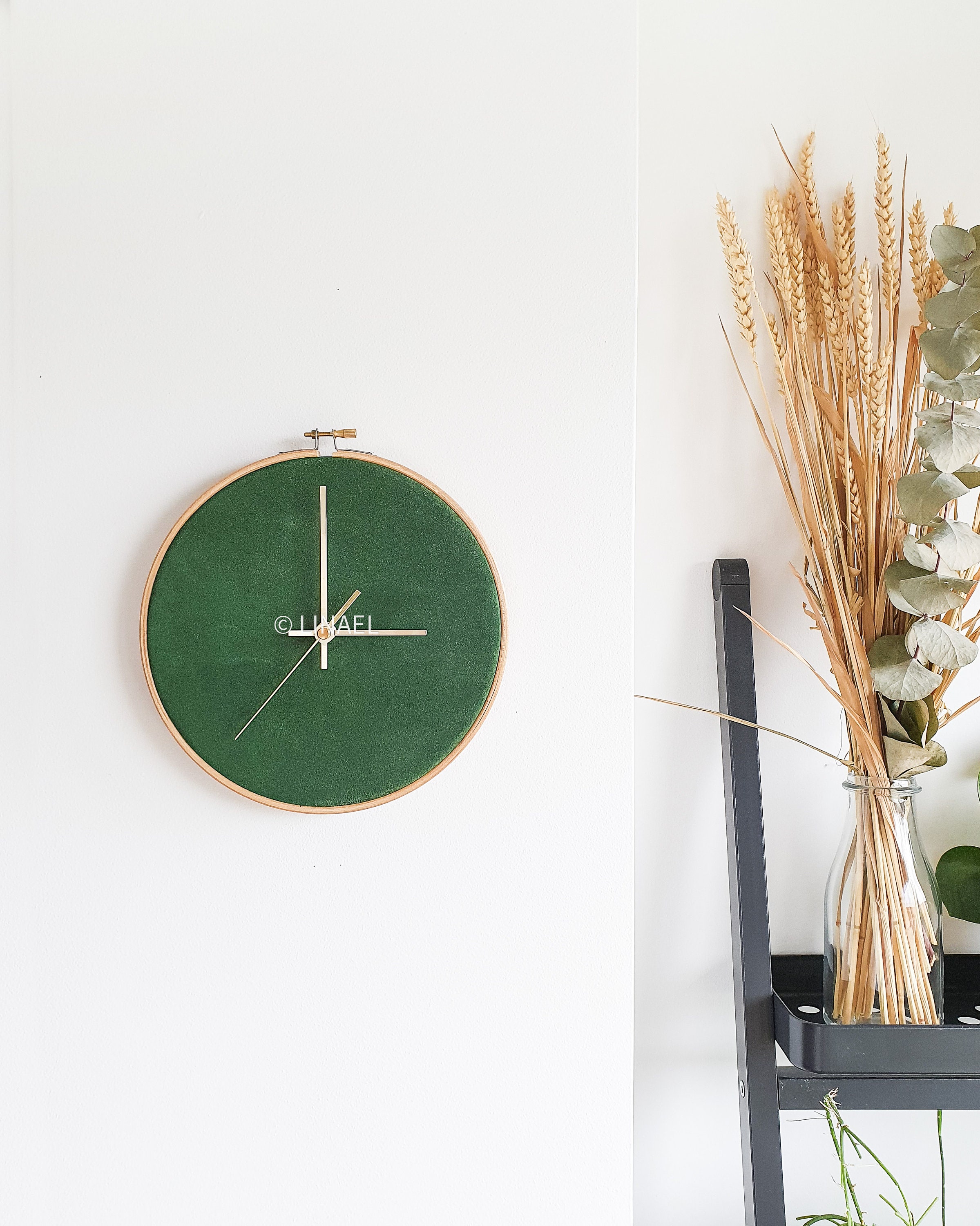 8.7in/22cm Leather wall clock Emerald green. M size Etsy