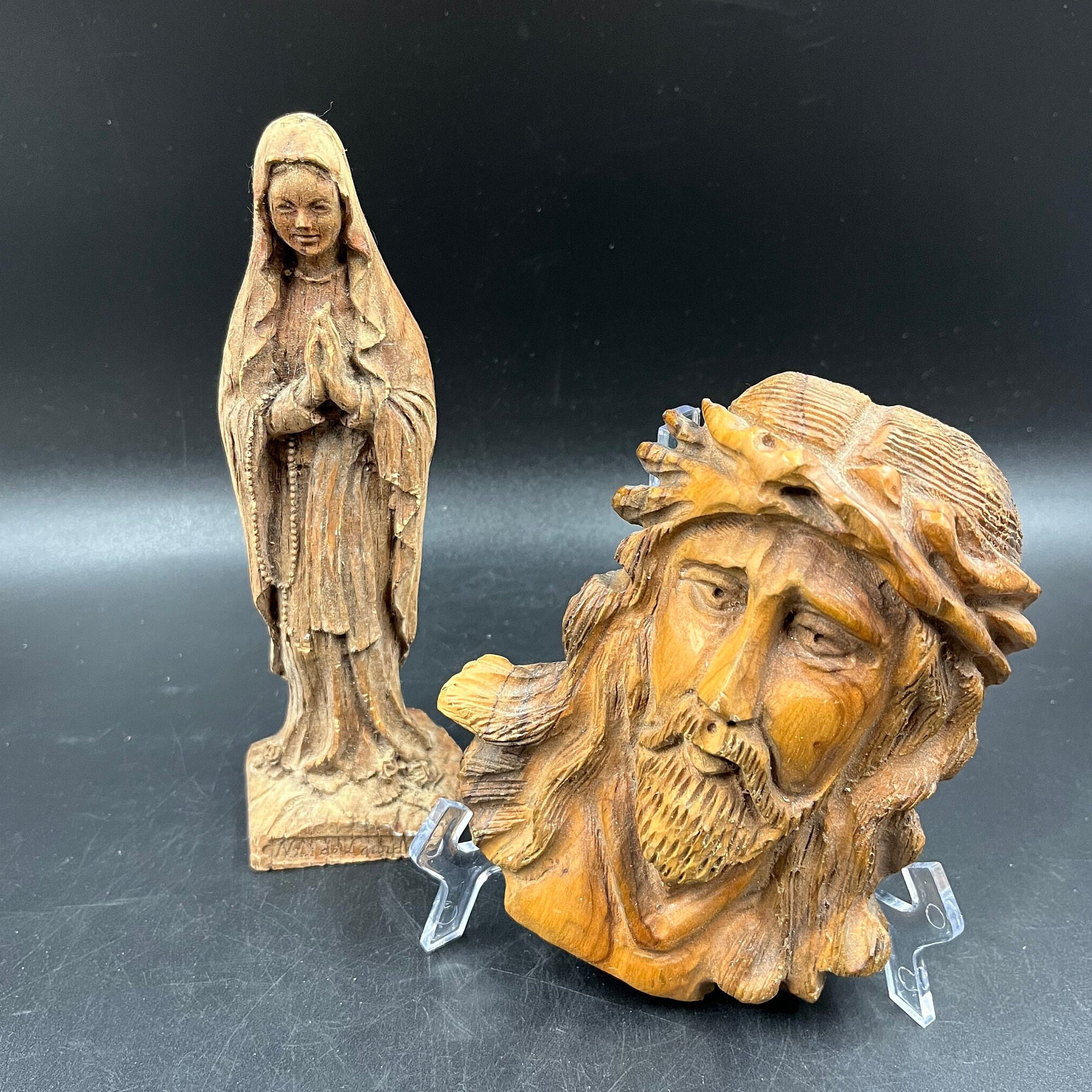 Statue Notre Dame de Lourdes 30cm Effet Céramique – Symbole de Dévotion