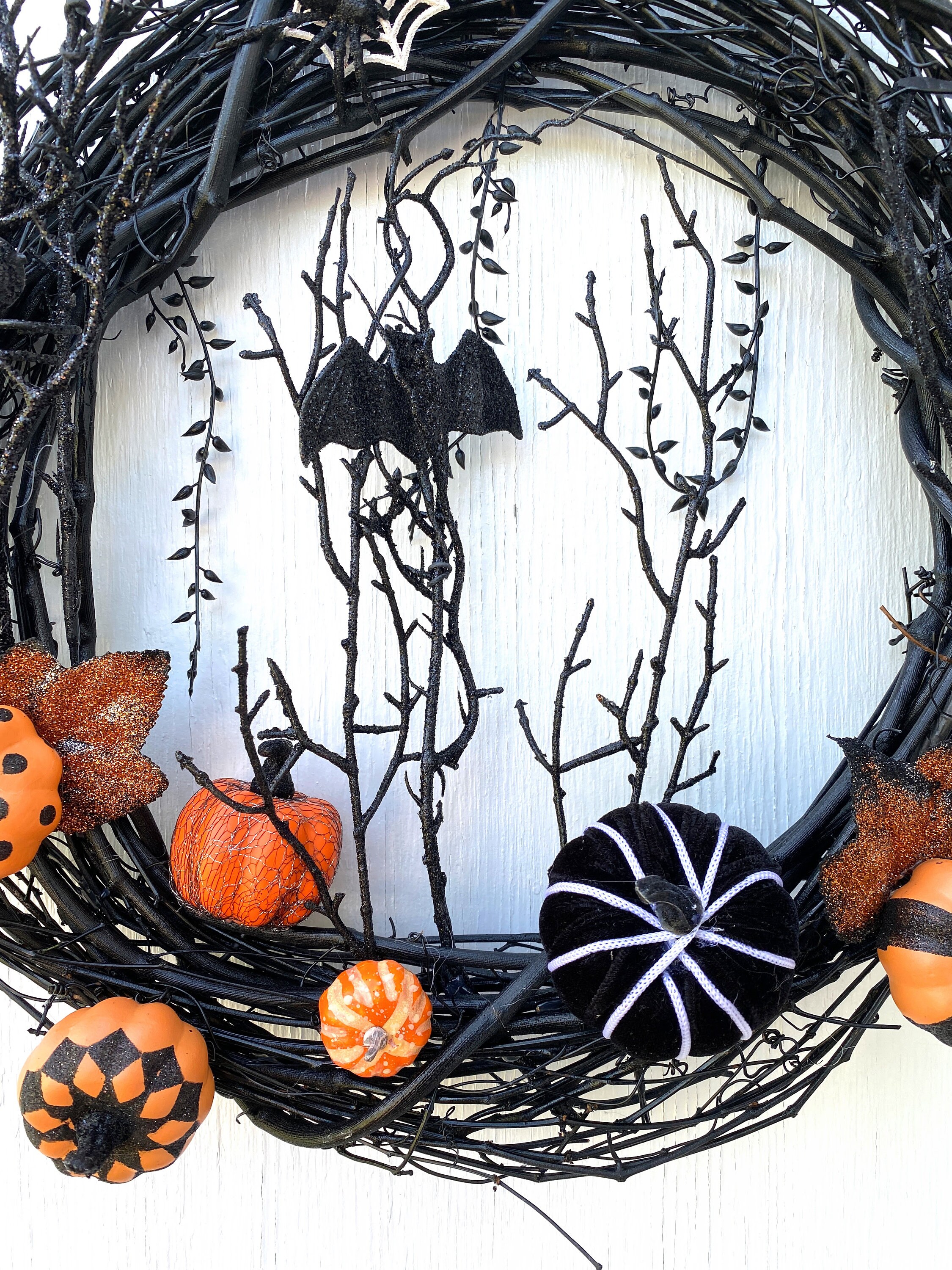 Halloween Wreath, Spooky Halloween Décor, Bat, Spider and Pumpkin Door ...
