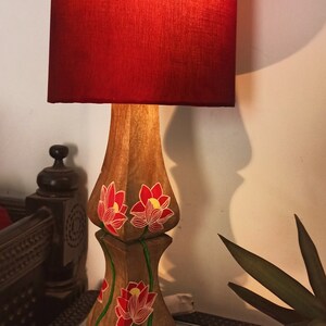 Vintage Lampe Hand geschnitzte handgemalte Holz TISCHLAMPE Basis mit Metallhalter | Holzsockel Lampe | mid century moderne Antik Lampe