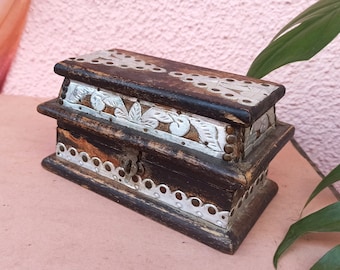 Traditionelle indische Andenkenbox | Altes Vintage Etui| Mini Schmuckkästchen aus Holz