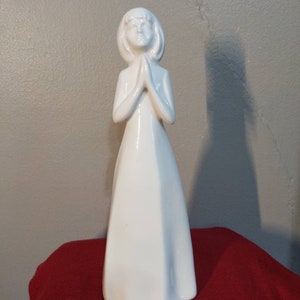 Royal Doulton &quot;God Bless You&quot; Images HN 3400 by R. Tabbenor 1992