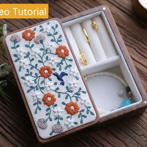 Boîte à bijoux en bois, Kit de broderie de fleurs pour débutants, Kit de broderie d'aiguilles, Cadeaux pour elle, Cadeaux de mariage, Cadeaux d'anniversaire, Cadeaux pour la fête des Mères
