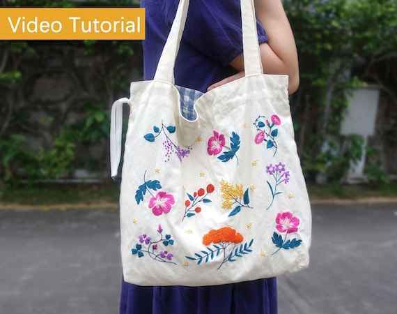 Hand Embroidery Tote Bag Off-white 