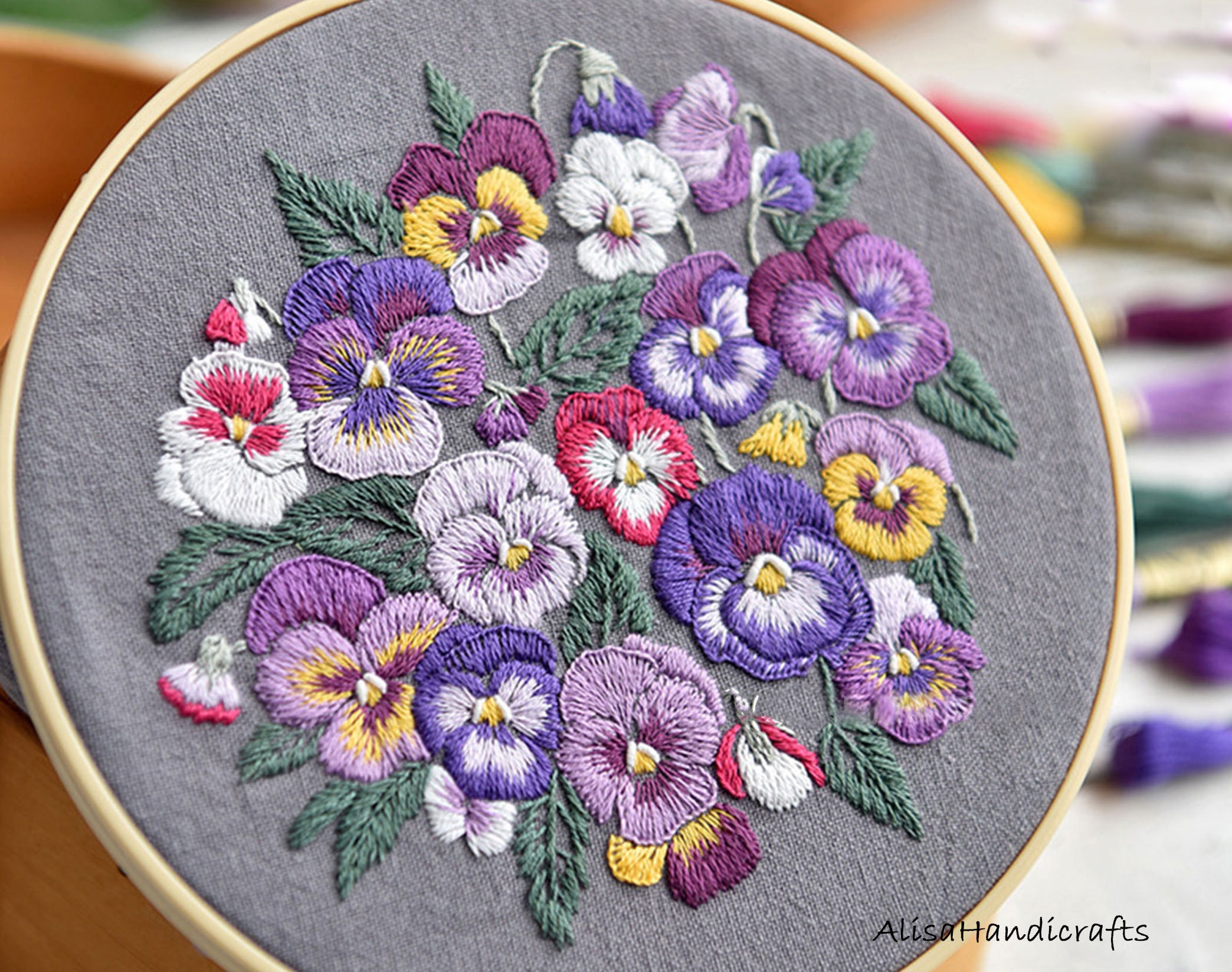 Flower embroidery - 10133 Pansy machine embroidery set