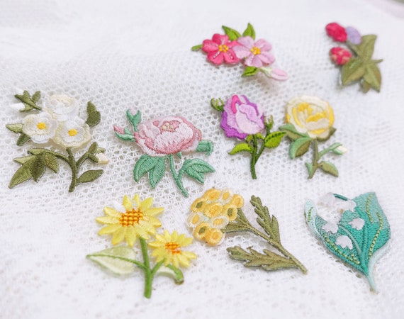 Embroidered Flower Patches Iron on Sew On, Embroidery Birthflower Patch,  Women Embroidered Floral Applique, Flower Iron-on Patch 
