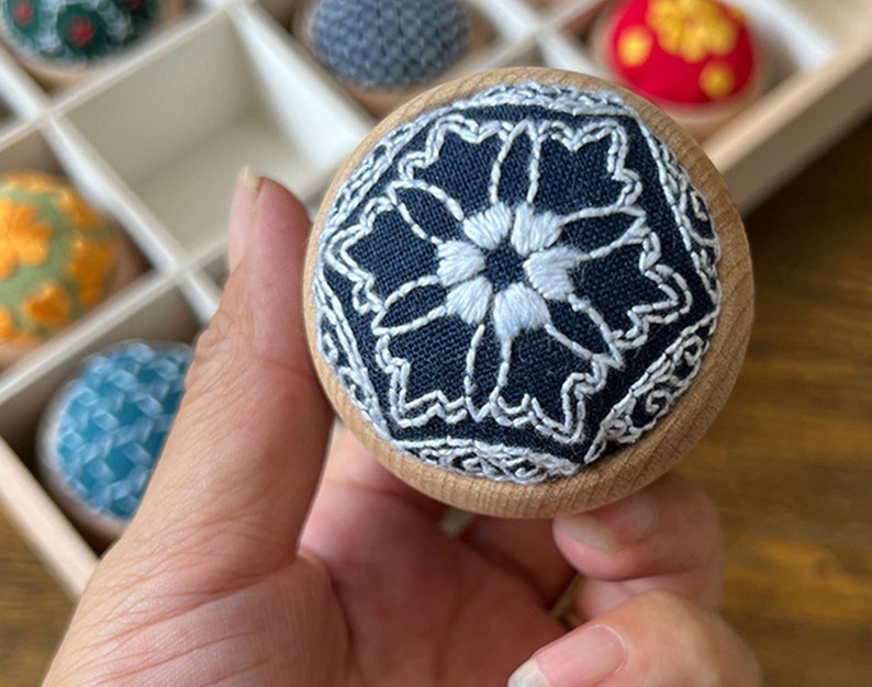 Embroidery Pin Cushion Kit,Japanese Sashiko Pincushion with Wooden Base,Hand Embroidery Kit for Beginners,Gift for Kniter,Sewer Crocheter image 6