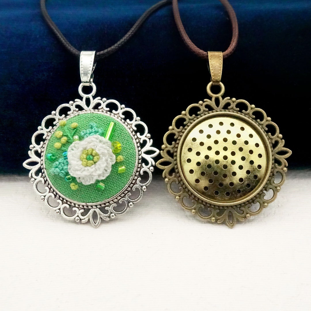 Blank Pendant Frame for Needlepoint/ribbon Embroidery Crafting, Double