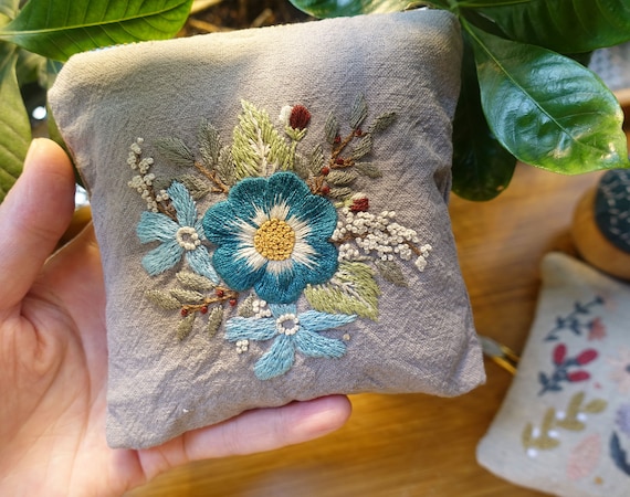 DIY Embroidery Zipper Pouch Kit Fabric Coin Purse Hand Embroidery Flower Blue Small Bag Kit jewelry Bag Needlework Kit Etsy Ireland