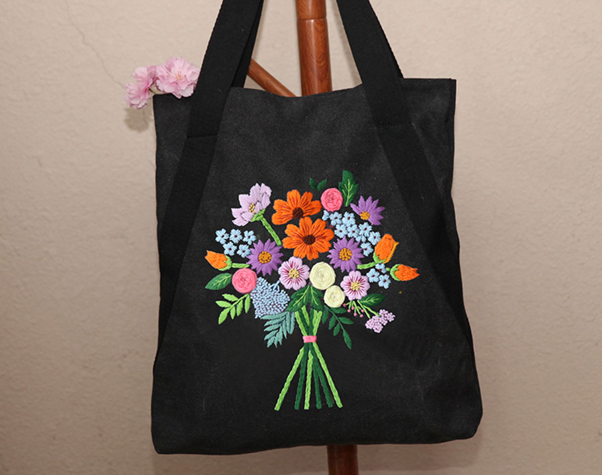 Felita 花柄刺繍 ハンドバッグ ピンク レディース