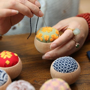 Embroidery Pin Cushion Kit,Japanese Sashiko Pincushion with Wooden Base,Hand Embroidery Kit for Beginners,Gift for Kniter,Sewer Crocheter image 4