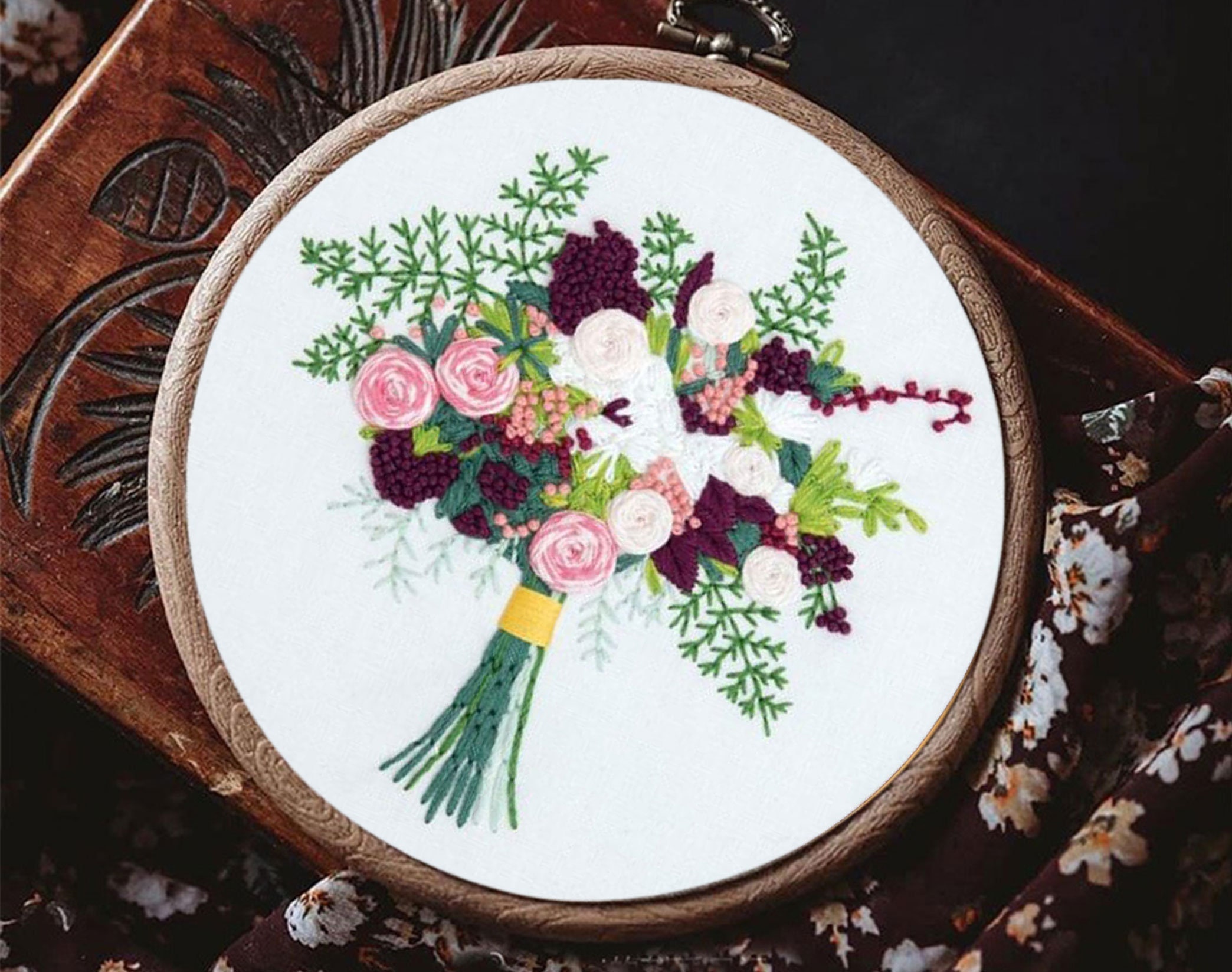 Kit Broderie Ruban De Soie 3D Coussin Roses - Bouquet Pré-Imprimé 45x45cm - Idéal Débutant
