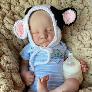 Cow Ear Bonnet Crochet Pattern PDF; Newborn