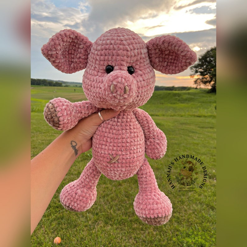 Baby Pig Crochet PDF PATTERN ONLY Digital File image 1