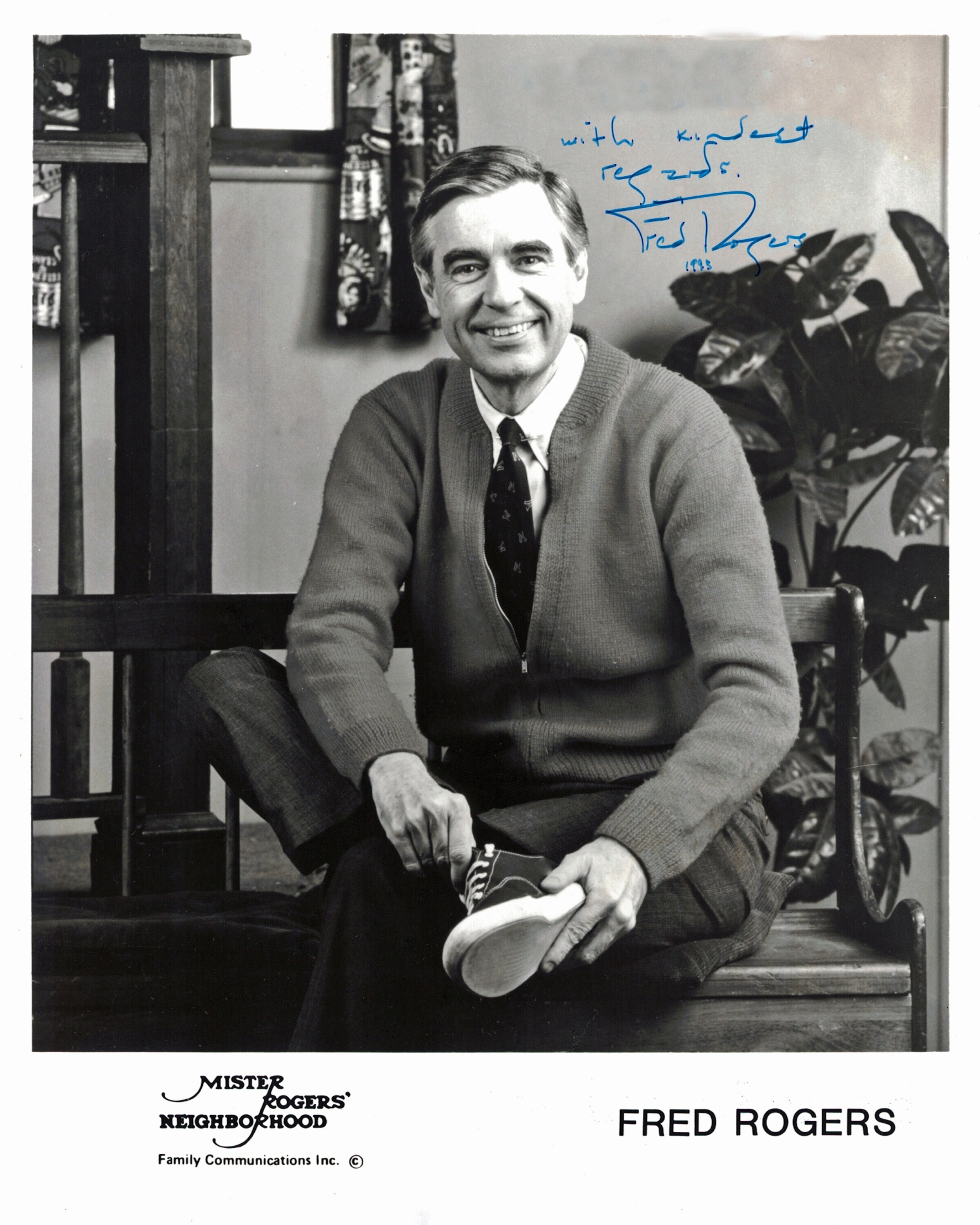 MISTER ROGERS 8" X 10" Autographed Glossy Photo (reprint) - Etsy