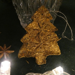 DECORATIE VAN DE KERSTBOOM/ 100% natuurlijk 1 wierookstokje om uit te vegen/ Bosdennenhars, biologische salie, salvia officinalis, wild duizendblad