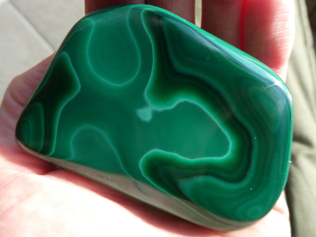 Surreal Green Depths of Natural MALACHITE Mineral/ Both Sides Very Well ...