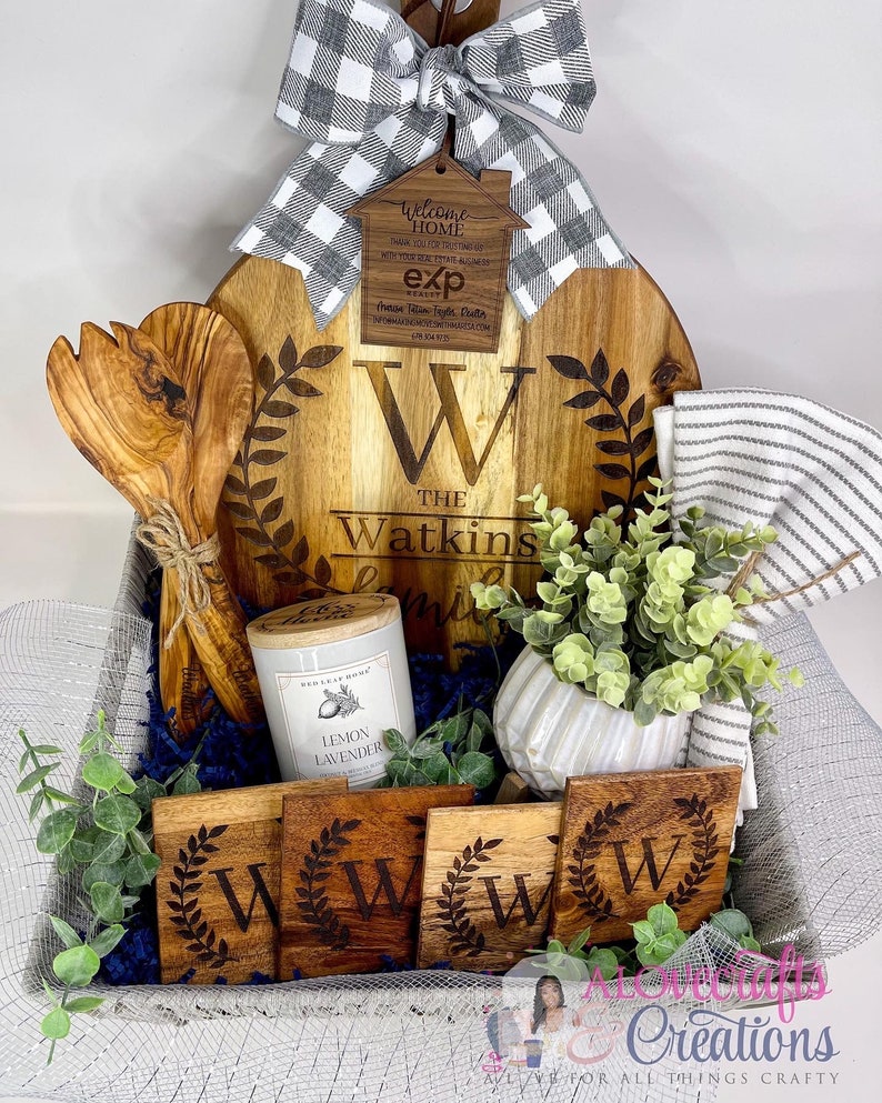 33 Best Gift Basket Ideas For Almost Any Occassion 2022