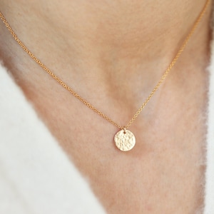 Hammered disc Necklace  · 14K Gold Filled disc pendant  · dainty minimalist delicate Jewellery · simple gold necklace
