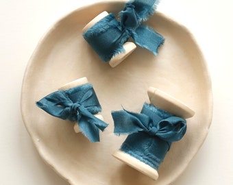 Indigo Blue silk ribbon,Hand dyed silk ribbon,Hand dyed silk ribbon,blue ribbon,Wedding invitation,Bridal Bouquet,Wedding Flatlay Styling