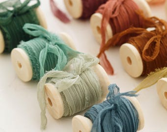 Crinkle Silk Ribbon: Sheer Georgette ribbons for Bouquets and Wedding Invitations