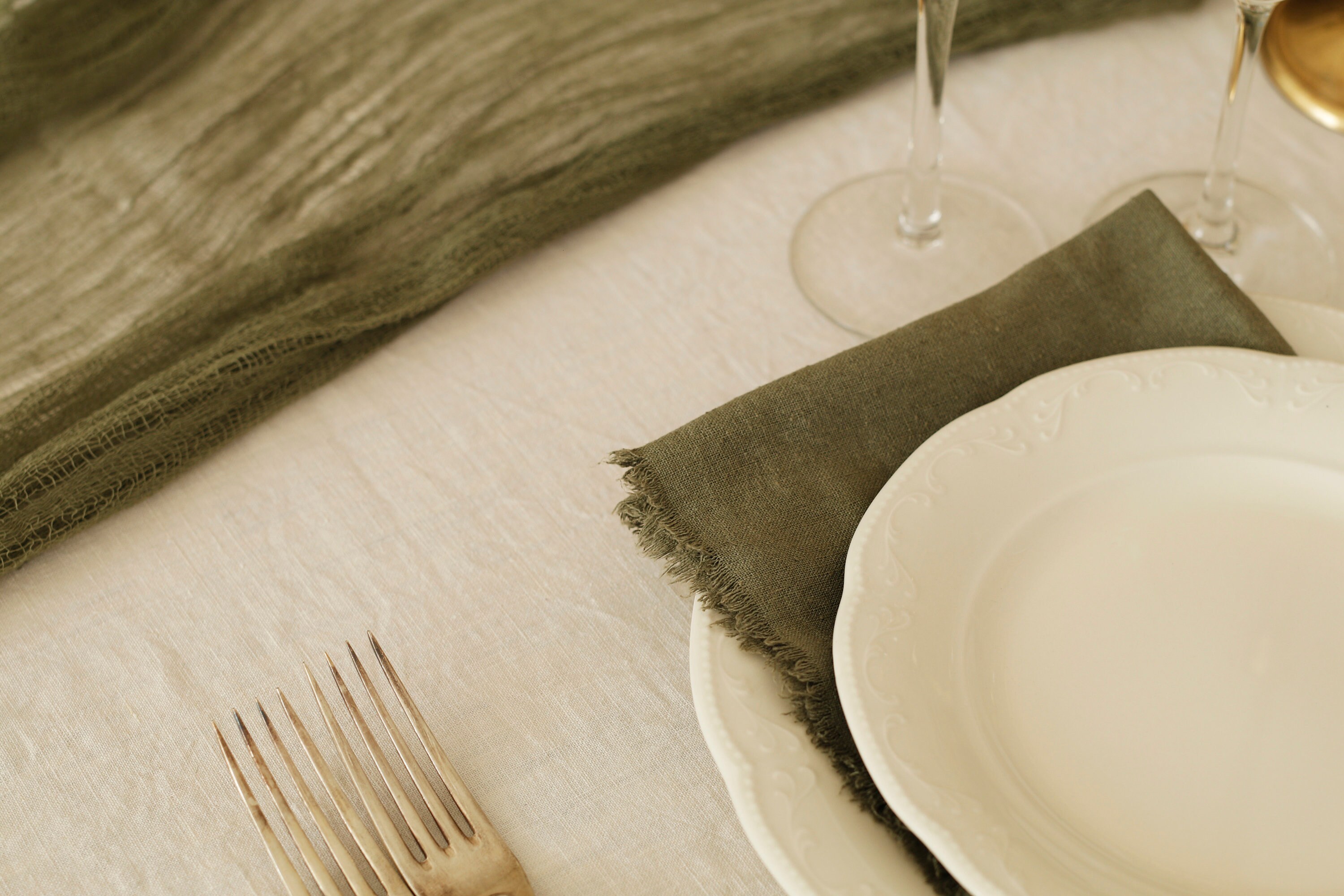 Olive green napkinsHand dyedCloth napkinsOlive napkins Etsy