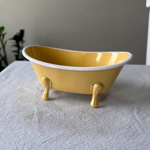 Victorian Style Clawfoot Bath Tub Soap Dish Rustic Farmhouse Bathroom Home Decor Victorian Style Clawfoot Bath Tub Soap Dish Rustic Farmhouse Bathroom Home Decor