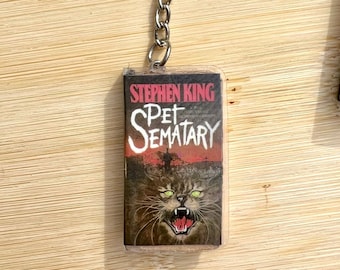 PET SEMATARY - Stephen King - mini 1st Edition 1983 Book keychain / Earring