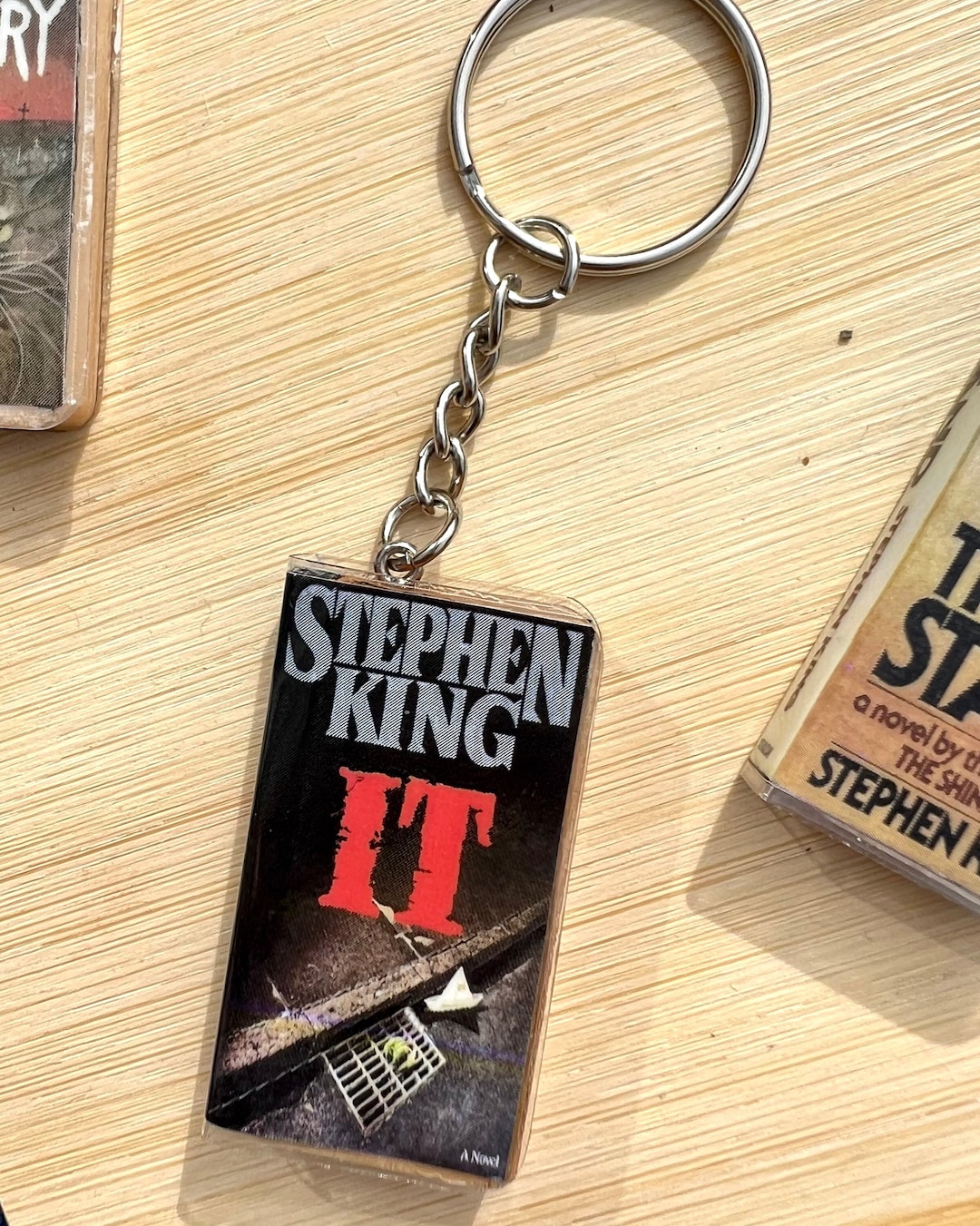 IT Stephen King Mini 1st Edition 1986 Book Keychain - Etsy