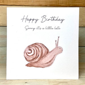 d'anniversaire personnalisée en forme d'escargot | anniversaire en retard, carte en retard, carte d'anniversaire en retard, carte d'escargot, pour lui, courrier postal, en retard, carte drôle