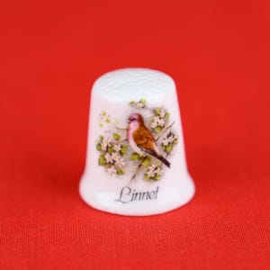 Bone China Thimble - Linnet - Fenton China Company