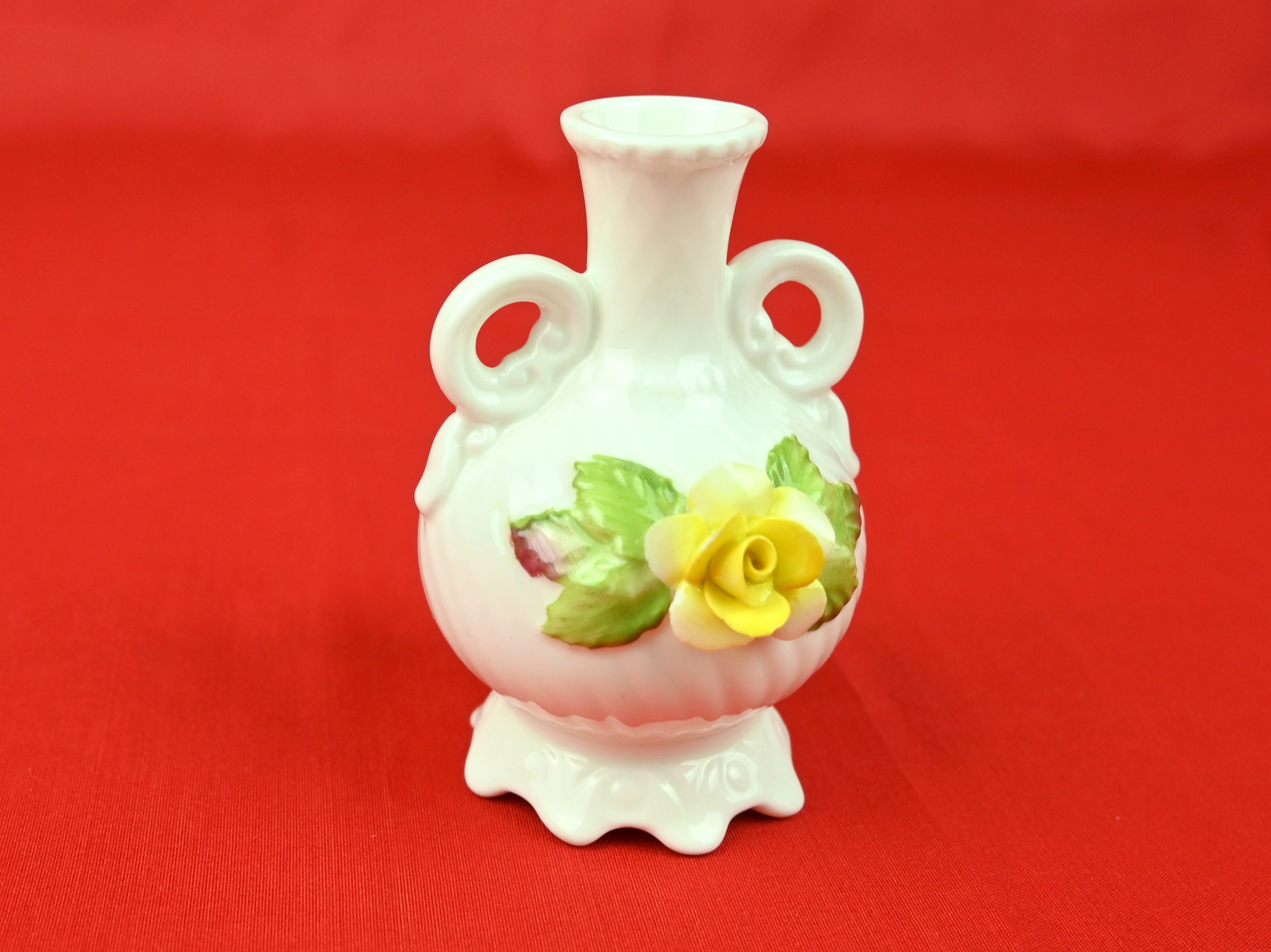 ボーンチャイナ　COALPORT 陶器　置物　花　ミニ Coalport Vintage Bone China Colorful Potted Flowers | eBay