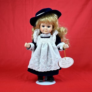 Leonardo Collectors Porcelain Doll the Piper on Stand - Etsy UK Leonardo Collectors Porcelain Doll the Piper on Stand - Etsy UK