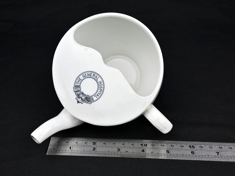 Vintage Invalid Feeder Cup image 3