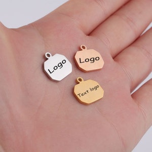 Custom Charm square sign pendant custom jewelry Personalized Charm Stainless Steel Laser Engraved logo Charm beads for jewelry making kw1923
