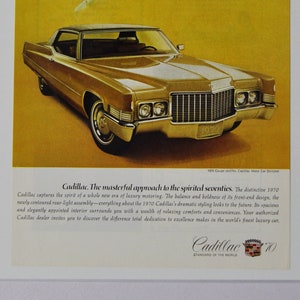Pubblicità auto 1970 Cadillac Coupe deVille (foto pubblicitaria classica vecchia brochure poster concessionario ricambi originale GM USA US)