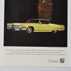 Annuncio di un'auto del 1969 Cadillac Coupe deVille (vecchia foto classica dell'azienda di motori, brochure pubblicitaria, poster del rivenditore, foto dei ricambi originale GM US auto)