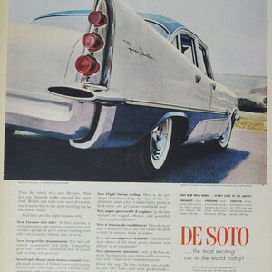 Grote autoadvertentie 1957 DeSoto (autobedrijf klassieke oude fotoadvertentie gedrukte brochure retro dealer dealer classic de soto auto vs us)