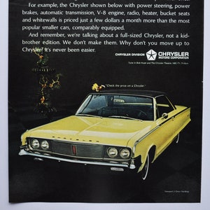 Grote autoadvertentie 1965 Chrysler Newport Hardtop (autobedrijf klassieke oude fotoadvertentie onderdelen gedrukte brochure dealer Amerikaanse motor auto)